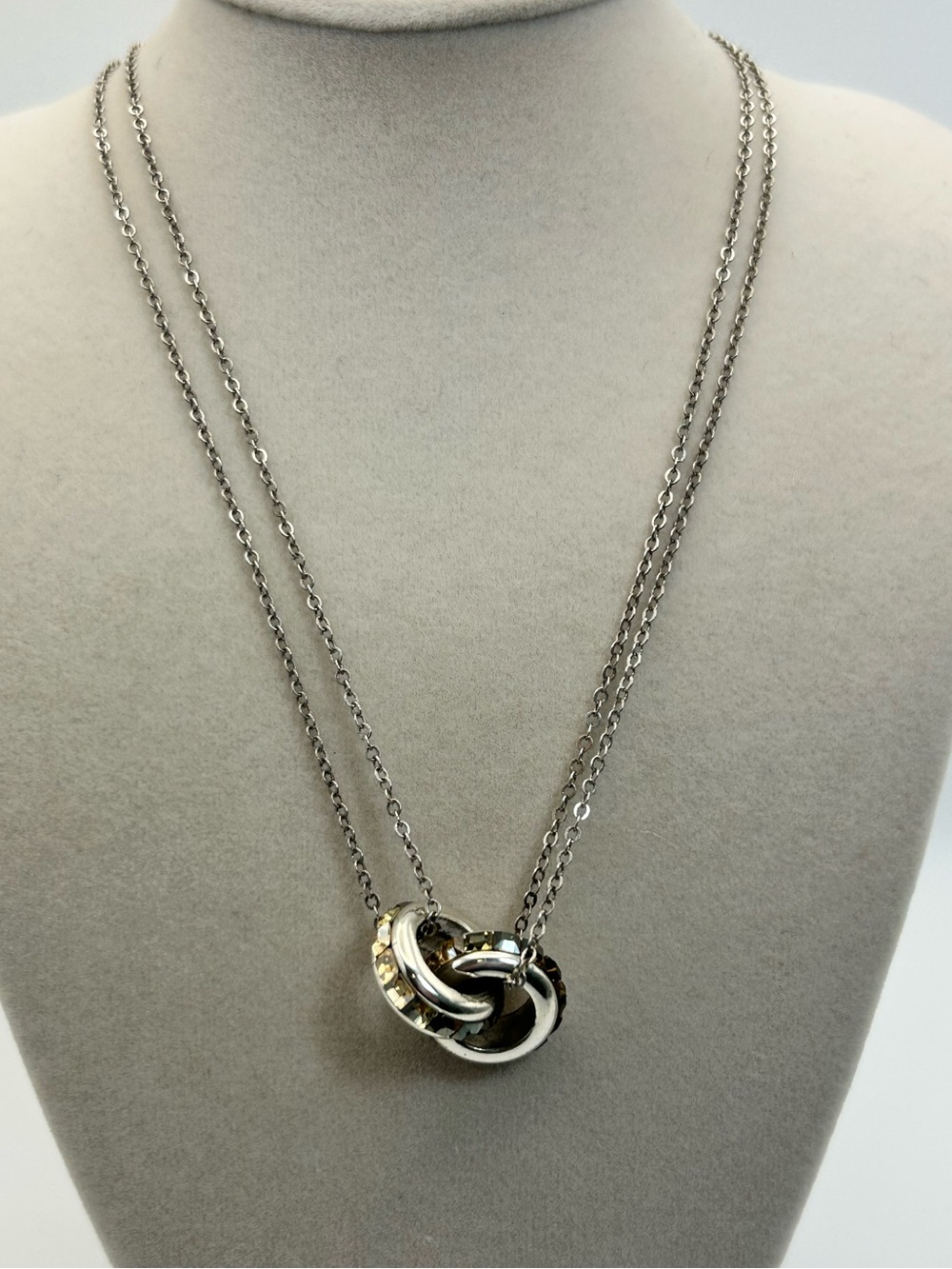Brighton Spectrum Rings Necklace 17" Silver Plated Double Chain Amber Crystals